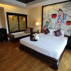 Premier King Room
